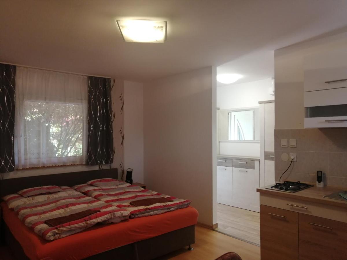 Apartment Tunde